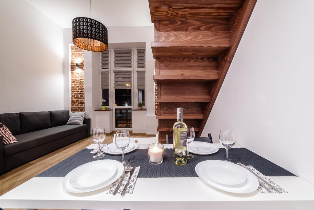2 Nights Apartments - Great Location, Right Next To Main Rail And Bus Station, 10 Min To Main Square By Foot